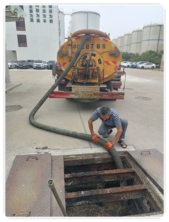 伽师隔油池清掏